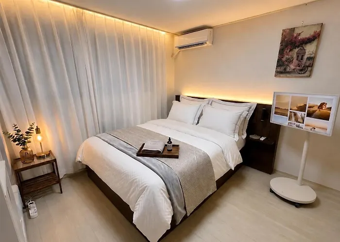 Villa 오픈할인가, 어반 링크 상도, 중앙대, 숭실대 도보권, 4명 가족 단위 환영, 방2개, 출장, 여행객 환영 Seoul